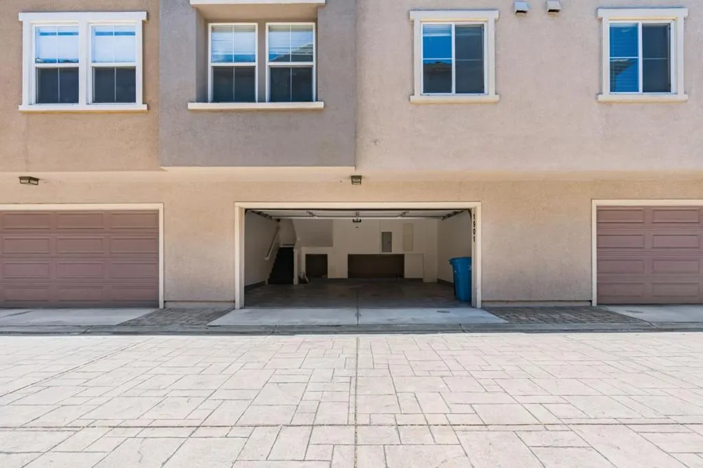 1901 Garzoni Place, Santa Clara, California 95054 home-pic-34