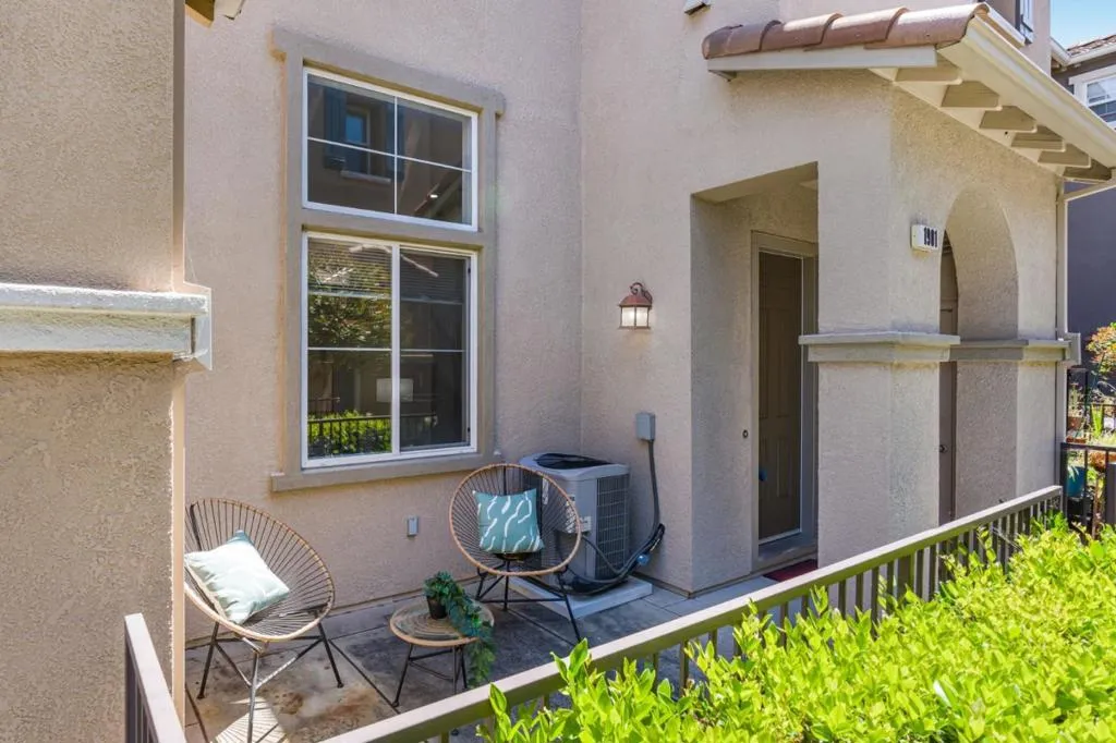 1901 Garzoni Place, Santa Clara, California 95054 home-pic-37