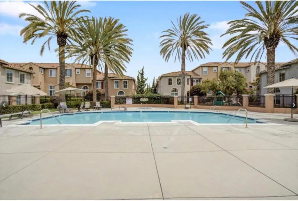 1901 Garzoni Place, Santa Clara, California 95054 home-pic-41