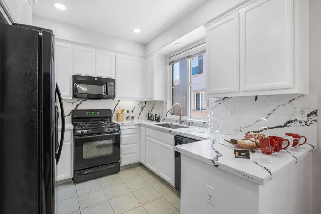 1901 Garzoni Place, Santa Clara, California 95054 home-pic-17