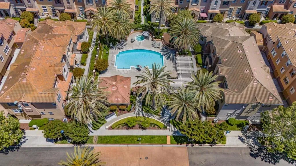 1901 Garzoni Place, Santa Clara, California 95054 home-pic-40
