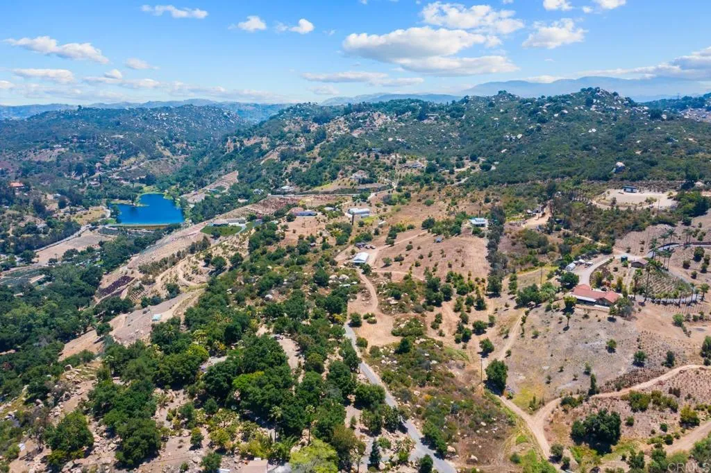 2620 Mar Vinga, Fallbrook, California 92028 home-pic-64