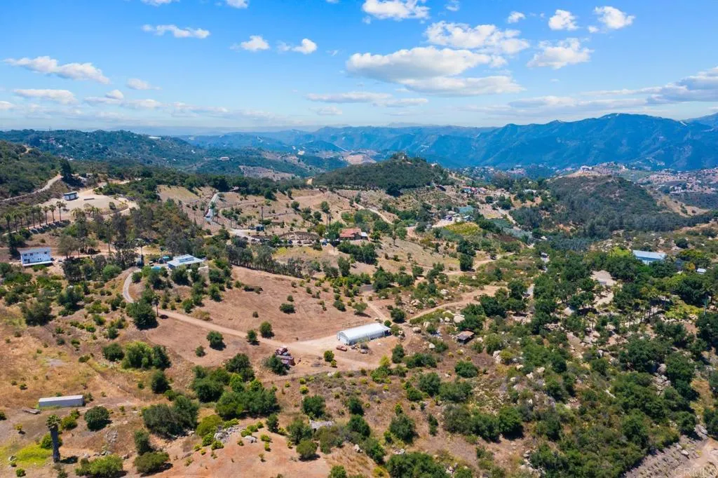 2620 Mar Vinga, Fallbrook, California 92028 home-pic-67