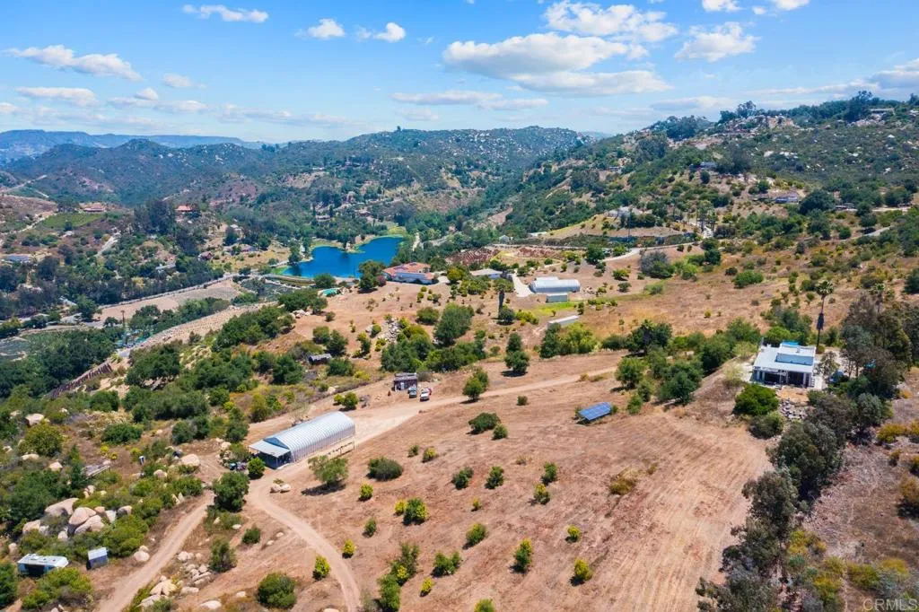 2620 Mar Vinga, Fallbrook, California 92028 home-pic-36