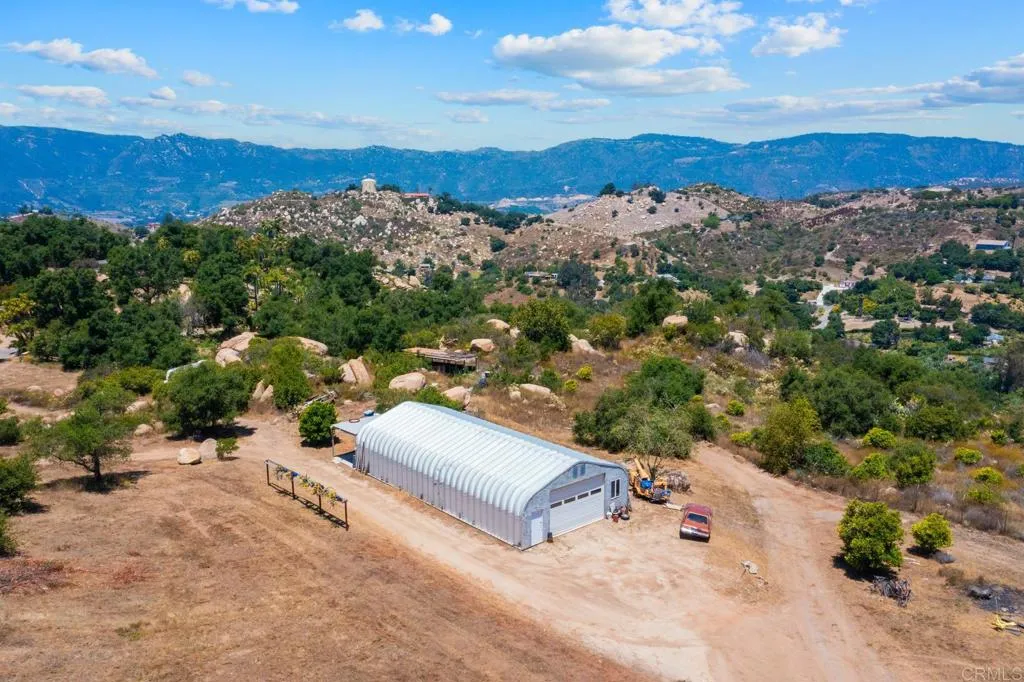 2620 Mar Vinga, Fallbrook, California 92028 home-pic-37