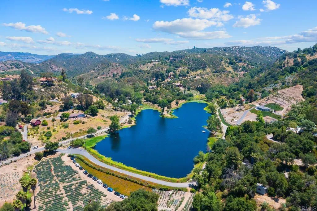2620 Mar Vinga, Fallbrook, California 92028 home-pic-61