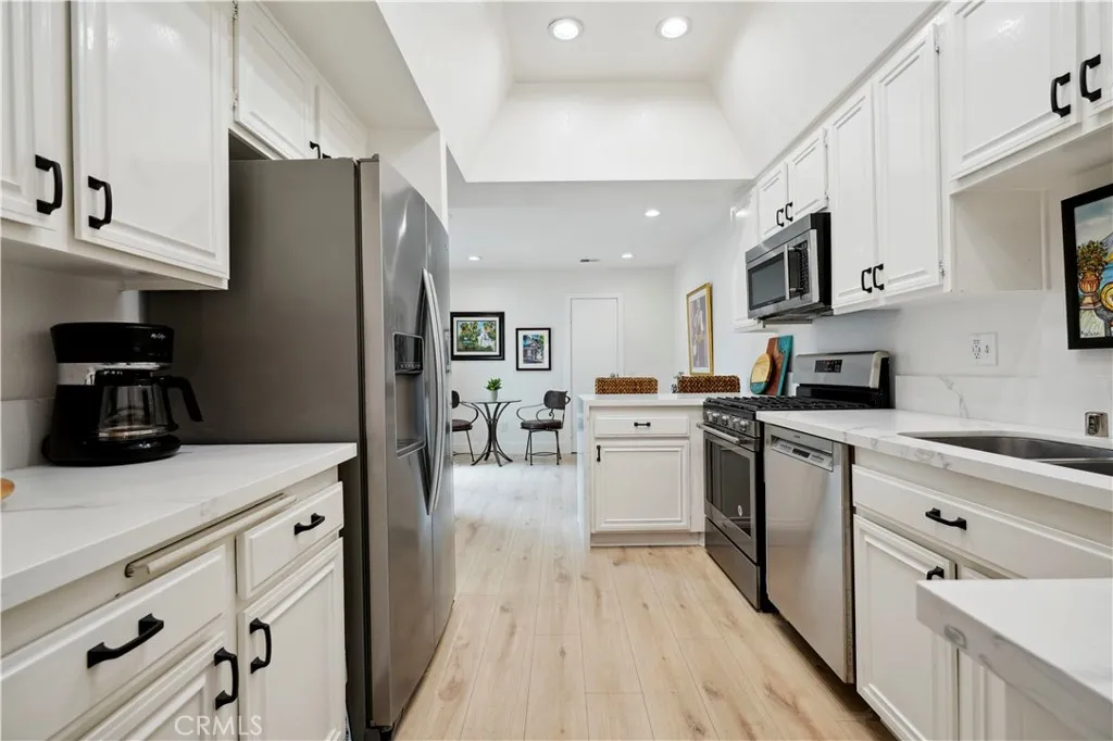 4219 Andros Circle, Huntington Beach, California 92649 home-pic-25