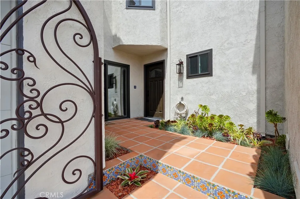 4219 Andros Circle, Huntington Beach, California 92649 home-pic-3