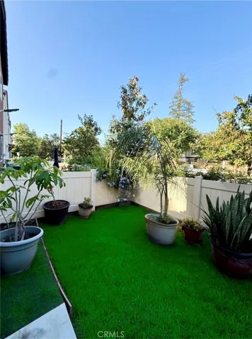 9758 N Abrego Court, Panorama City, California 91402