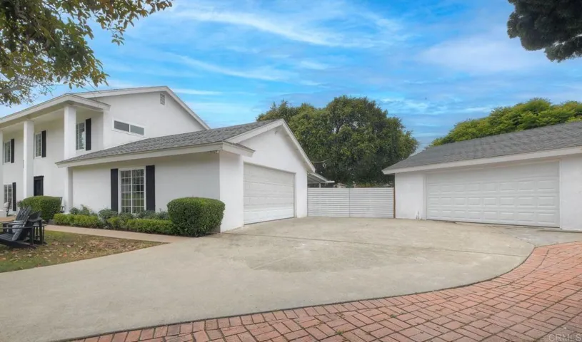 402 Parkwood Lane, Encinitas, California 92024