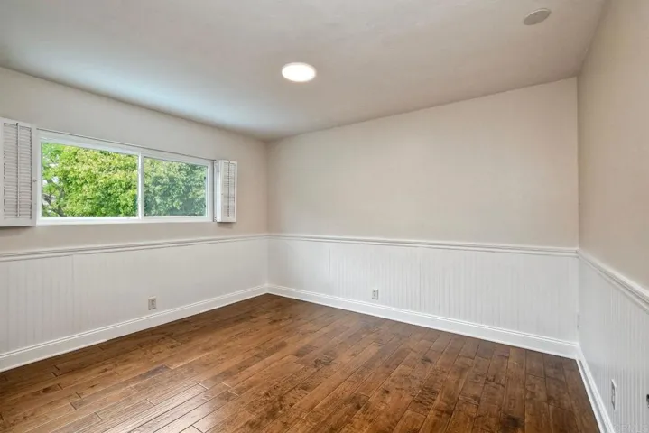 402 Parkwood Lane, Encinitas, California 92024