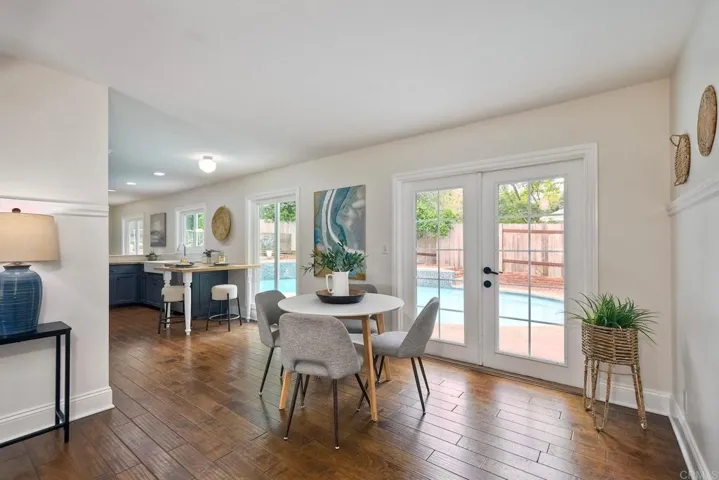 402 Parkwood Lane, Encinitas, California 92024