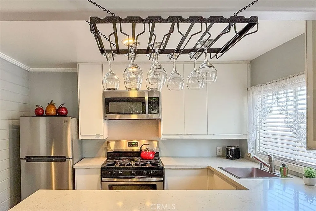 670 Marin Road, Big Bear Lake, California 92315 home-pic-10