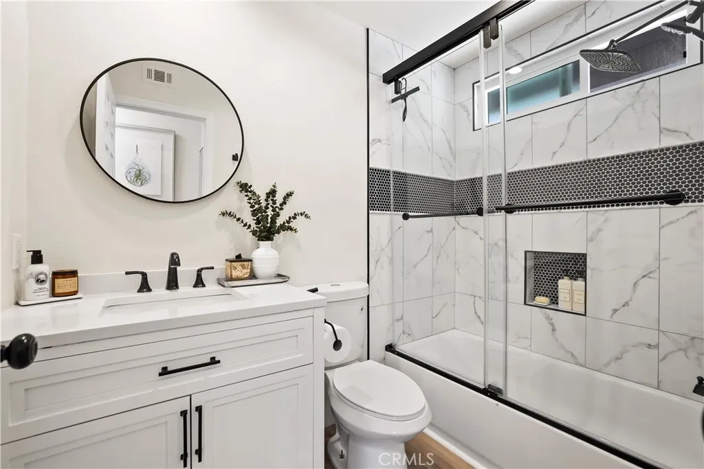 28752 Vista Santiago Road, Lake Forest, California 92679 home-pic-16