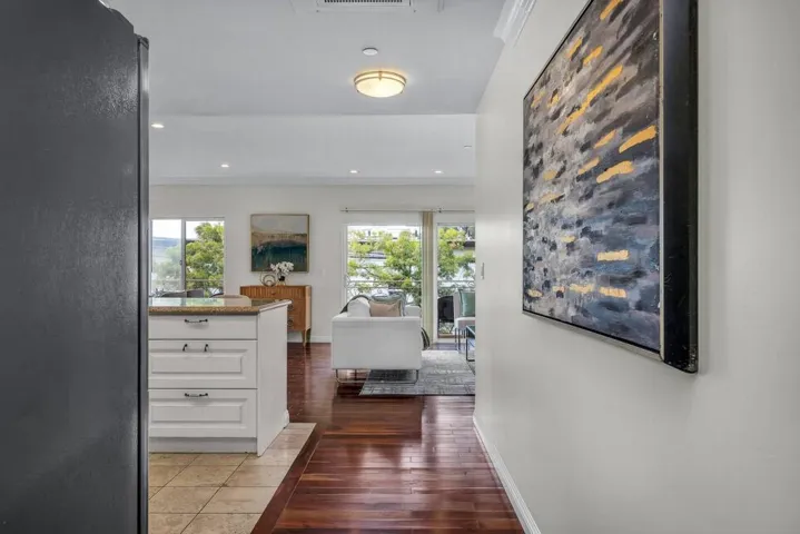 2 - 8420 Blackburn Ave 2-