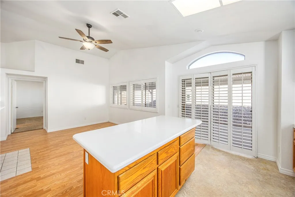 10650 Bel Air Drive, Cherry Valley, California 92223 home-pic-20