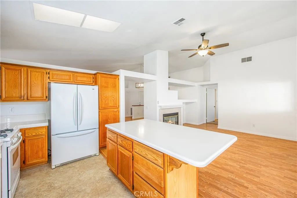 10650 Bel Air Drive, Cherry Valley, California 92223 home-pic-24