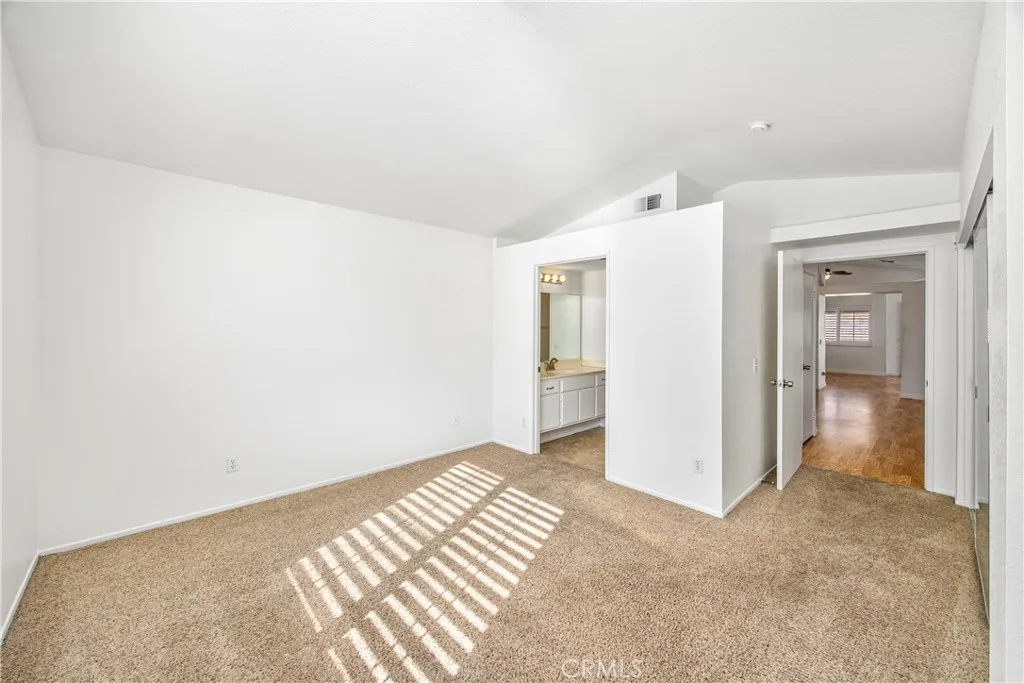 10650 Bel Air Drive, Cherry Valley, California 92223 home-pic-28