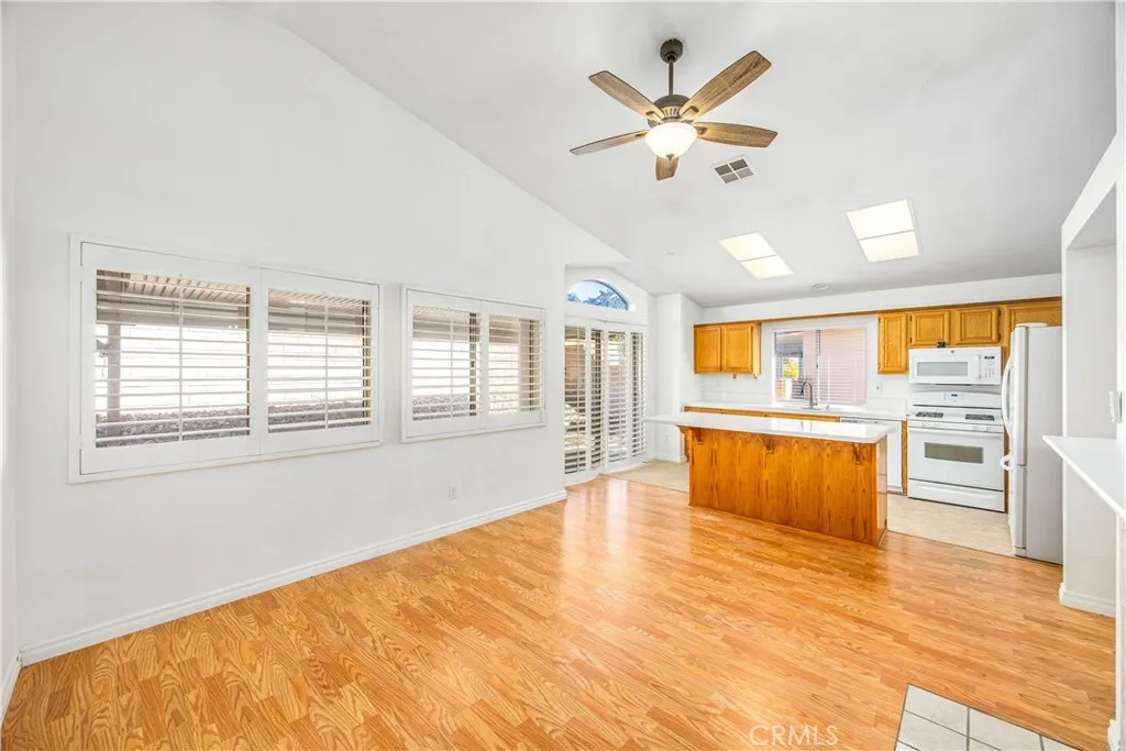 10650 Bel Air Drive, Cherry Valley, California 92223 home-pic-16