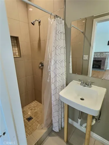 3484 Ashwood Avenue, Los Angeles, California 90066