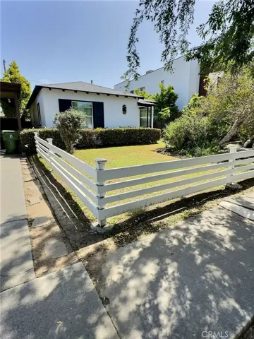 3484 Ashwood Avenue, Los Angeles, California 90066