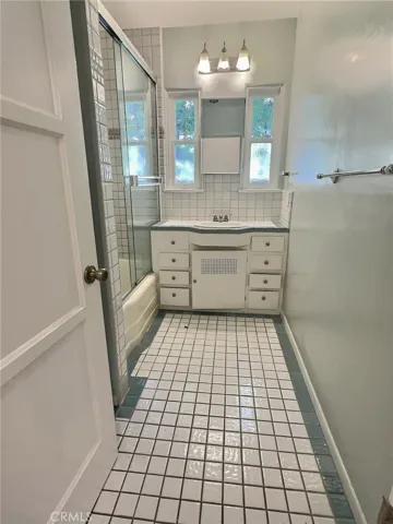 3484 Ashwood Avenue, Los Angeles, California 90066