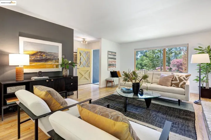 5801 Balboa Dr, Oakland, California 94611