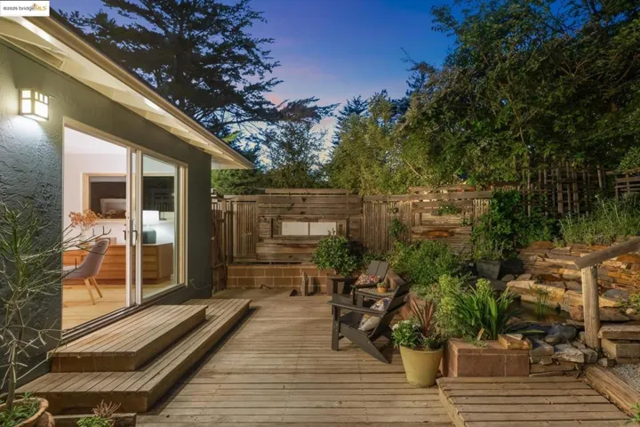 5801 Balboa Dr, Oakland, California 94611