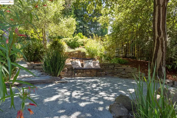 5801 Balboa Dr, Oakland, California 94611