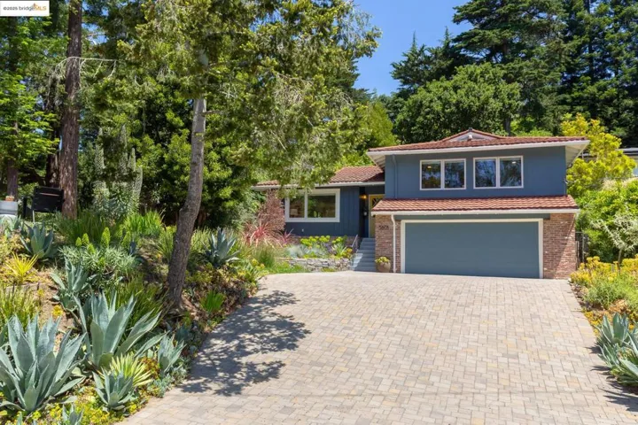 5801 Balboa Dr, Oakland, California 94611