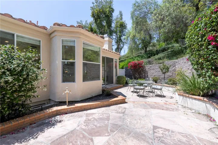 308 S San Vicente Lane, Anaheim Hills, California 92807