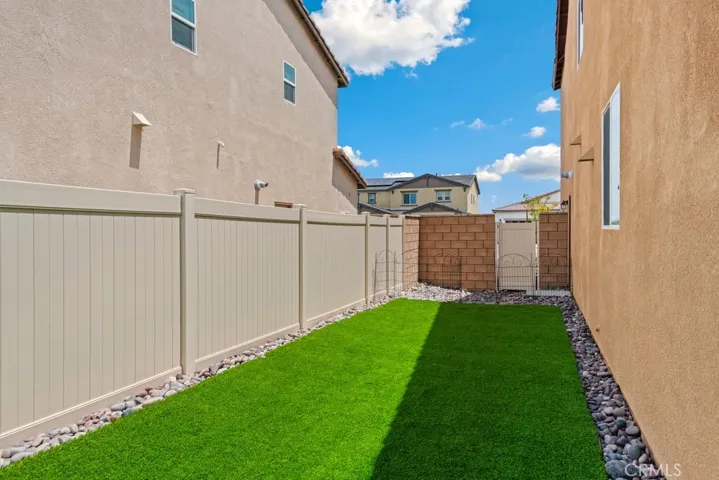 29589 Woodcreek Trail, Winchester, California 92596