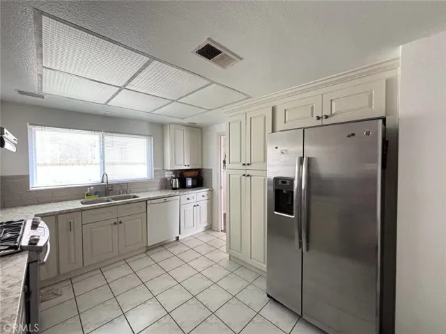 21480 Via La Naranja, Yorba Linda, California 92886