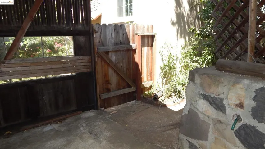 108 Green St, Martinez, California 94553