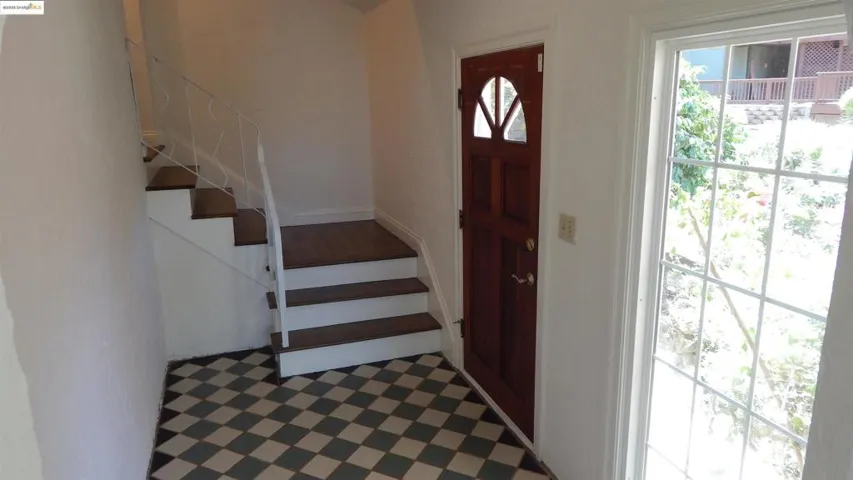 108 Green St, Martinez, California 94553