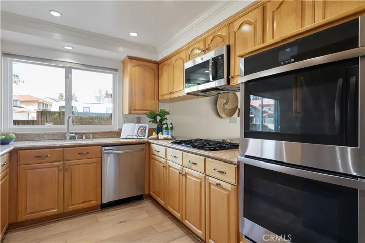 27 Allegheny, Irvine, California 92620