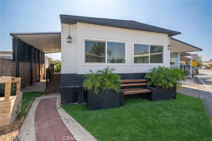 1661 Puente Avenue 15, Baldwin Park, California 91706