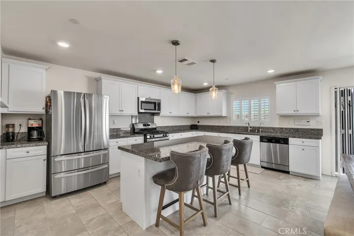 15040 Capstone Street, Fontana, California 92336