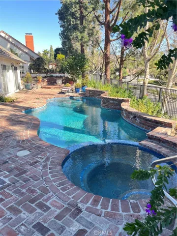 Pool/spa