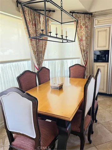 Kitchen table