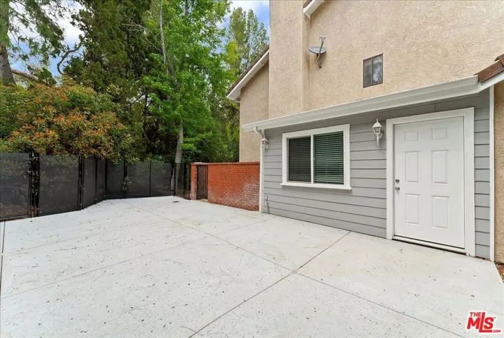 6911 Sunset Ridge Court, West Hills, California 91307