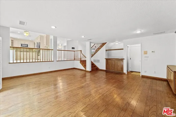 6911 Sunset Ridge Court, West Hills, California 91307