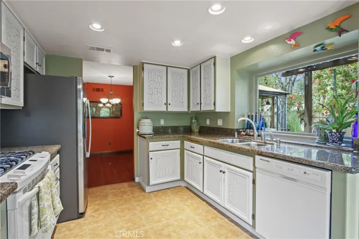 19095 Woodland Way, Lake Forest, California 92679