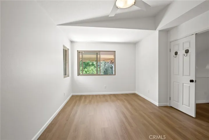 Main room/mater with new pant and floor