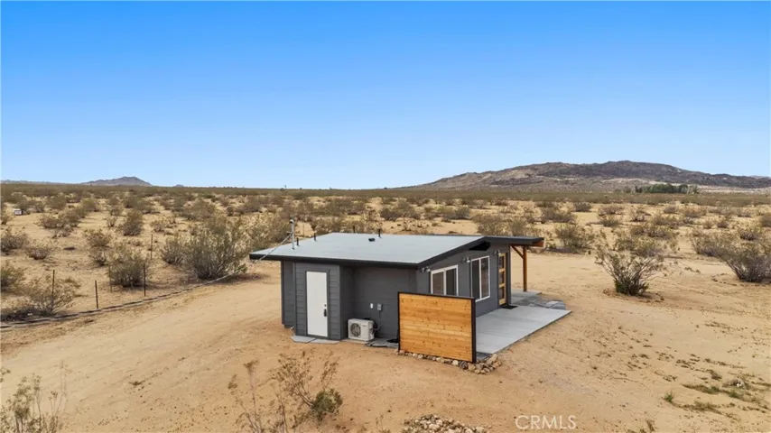 57628 Pine Street, Landers, California 92285