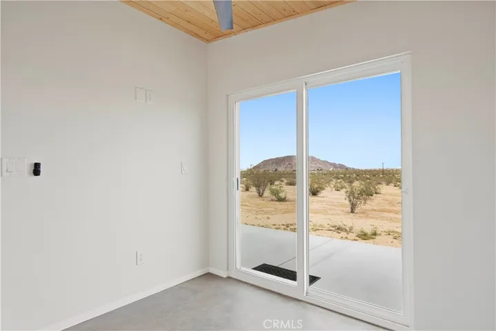 57628 Pine Street, Landers, California 92285