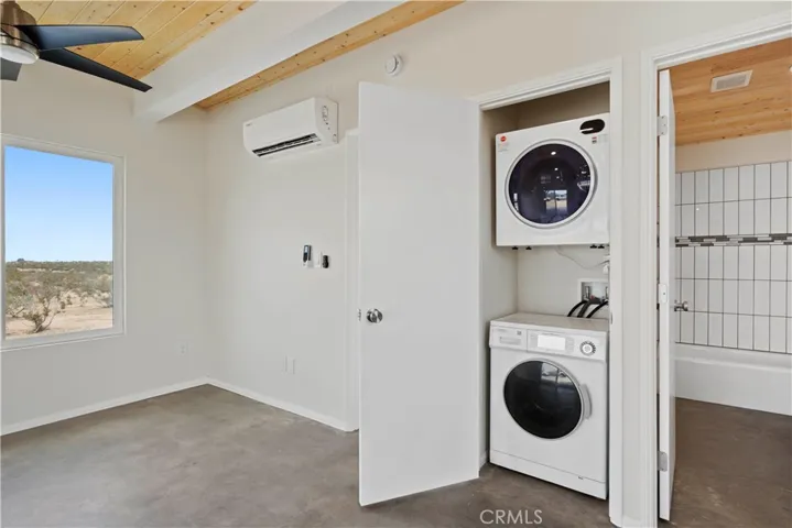 57628 Pine Street, Landers, California 92285