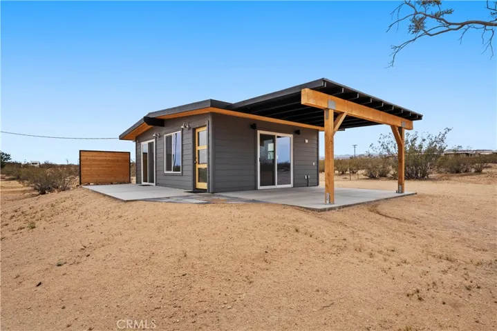 57628 Pine Street, Landers, California 92285