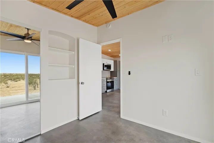 57628 Pine Street, Landers, California 92285