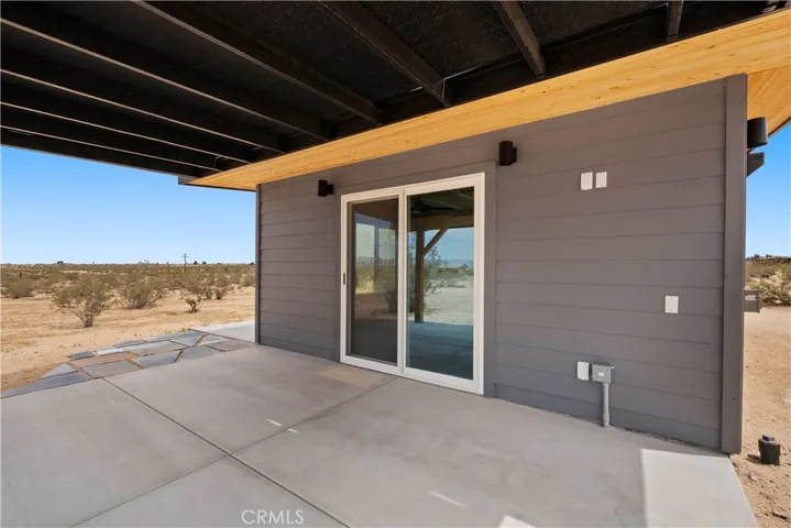 57628 Pine Street, Landers, California 92285